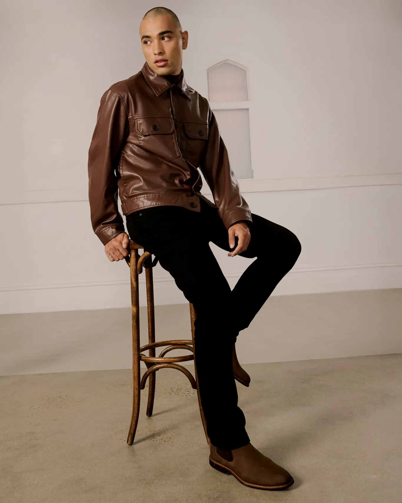Betts Chelsea|Leather^ASHTON Plain Toe Chelsea Boots