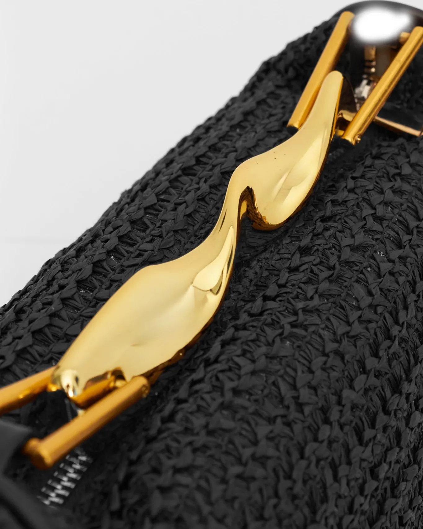 Betts Shoe Matches^BILLIE Raffia Crossbody Bag