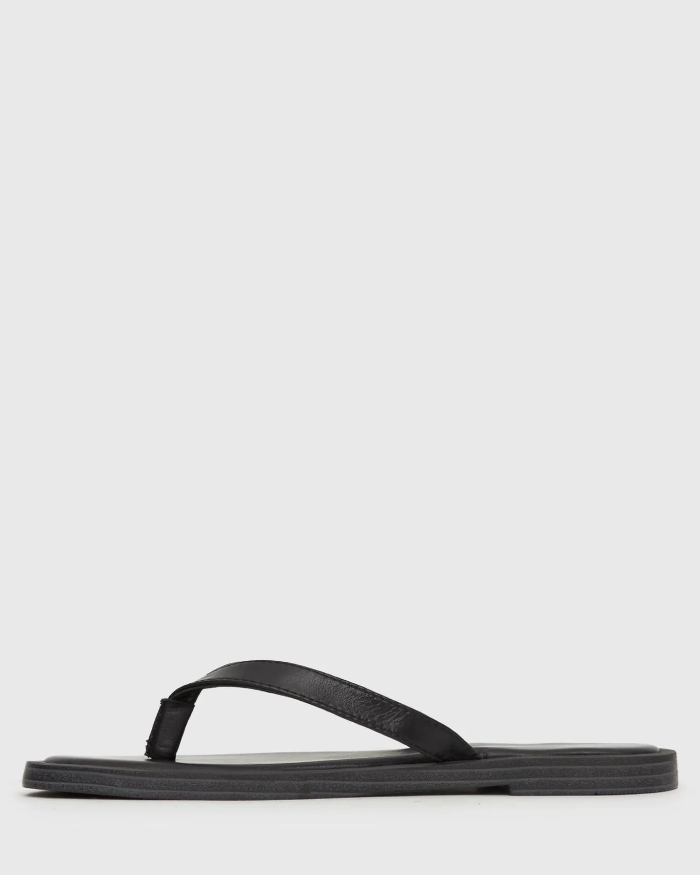 Women Betts Sandals|Flats^CRUSH Leather Thong Sandals