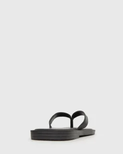 Women Betts Sandals|Flats^CRUSH Leather Thong Sandals
