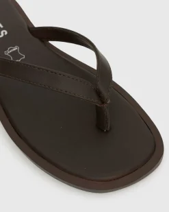 Women Betts Sandals|Flats^CRUSH Leather Thong Sandals