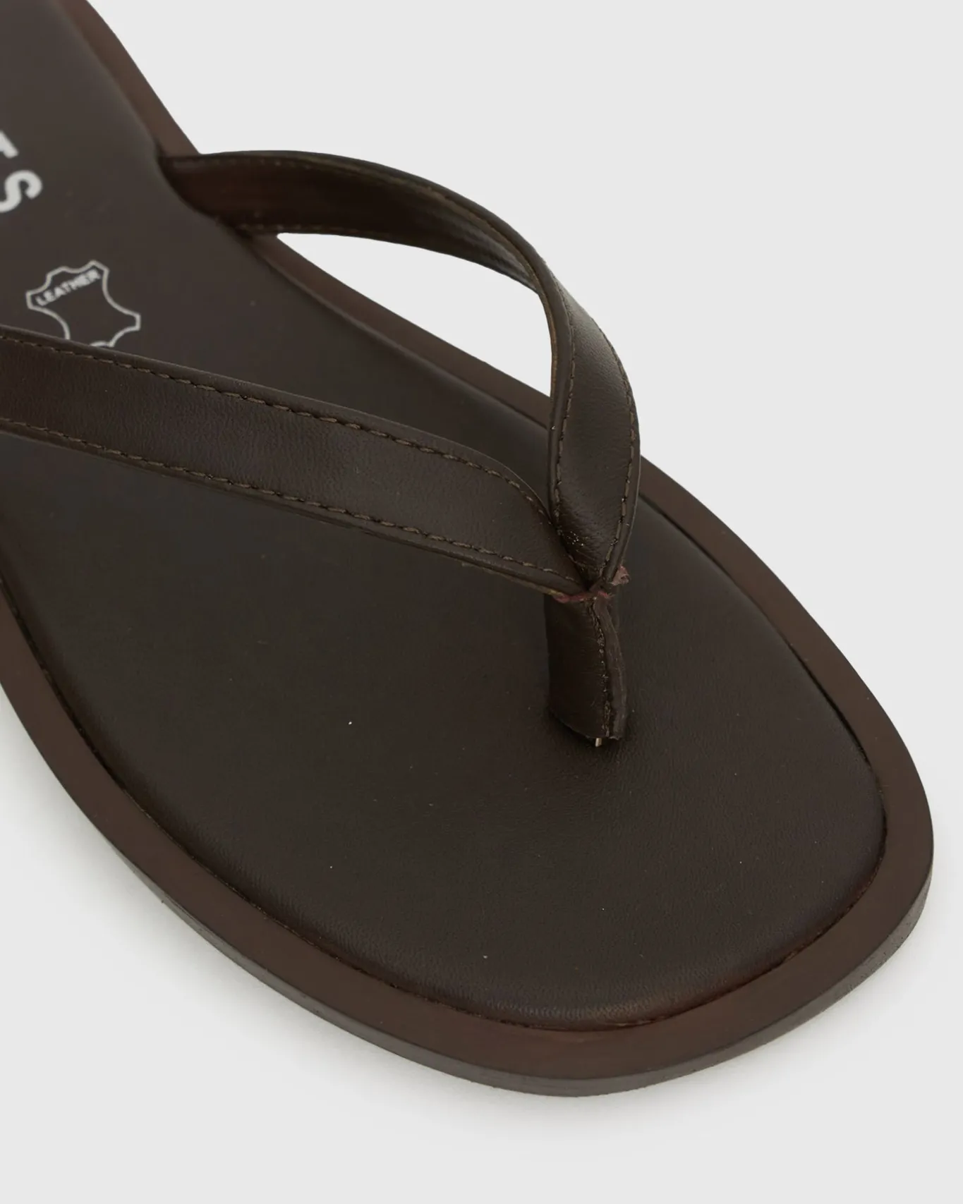 Women Betts Sandals|Flats^CRUSH Leather Thong Sandals