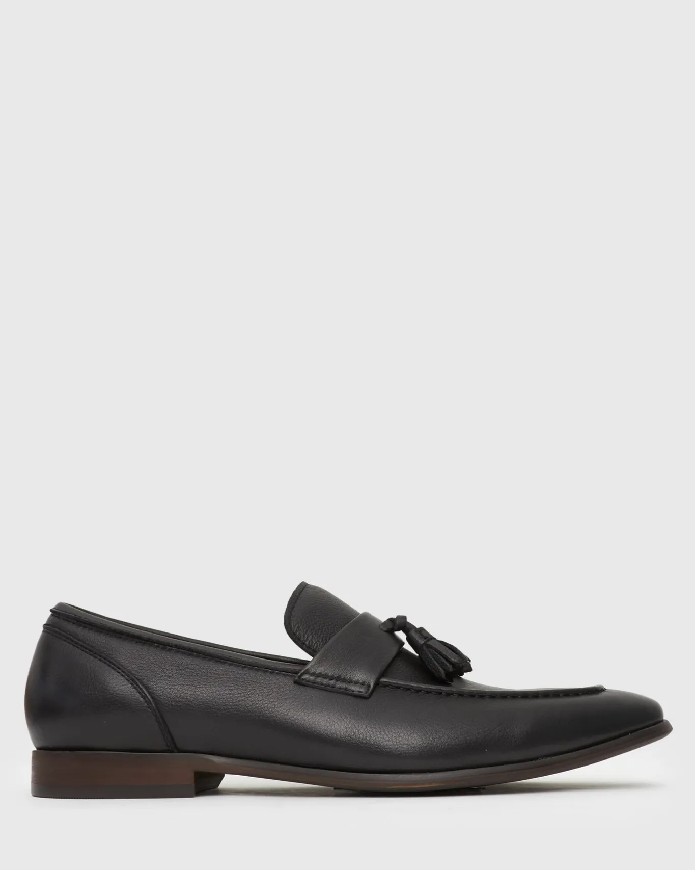 Betts Loafers|Dress^EZRA Leather Tassel Loafers