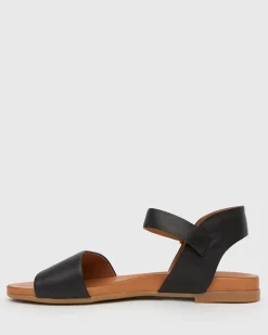 Women Betts Sandals|Flats^FLIGHT Leather Flat Sandals