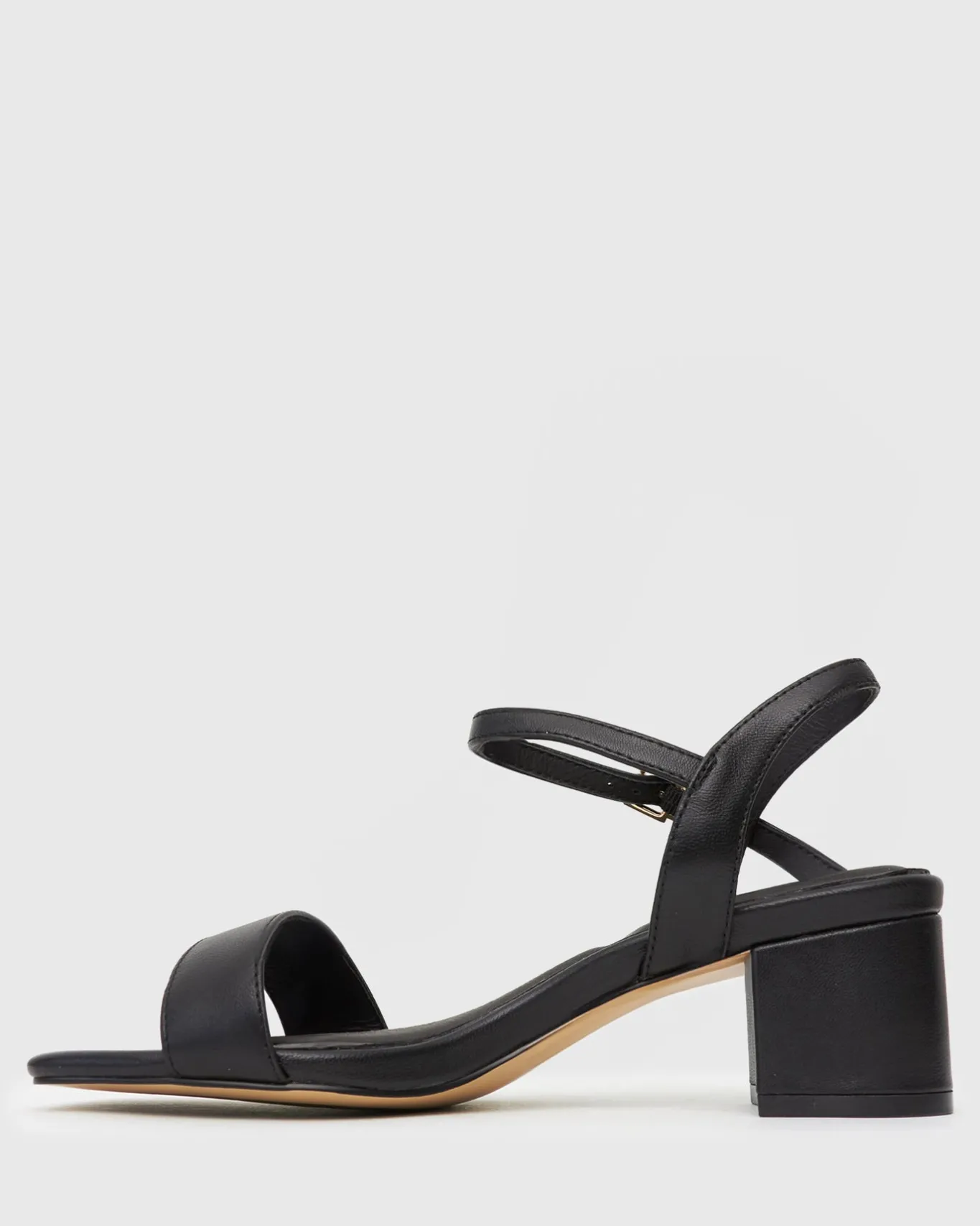 Women Betts Block|Low-Mid^LIV Block Heel Leather Sandals
