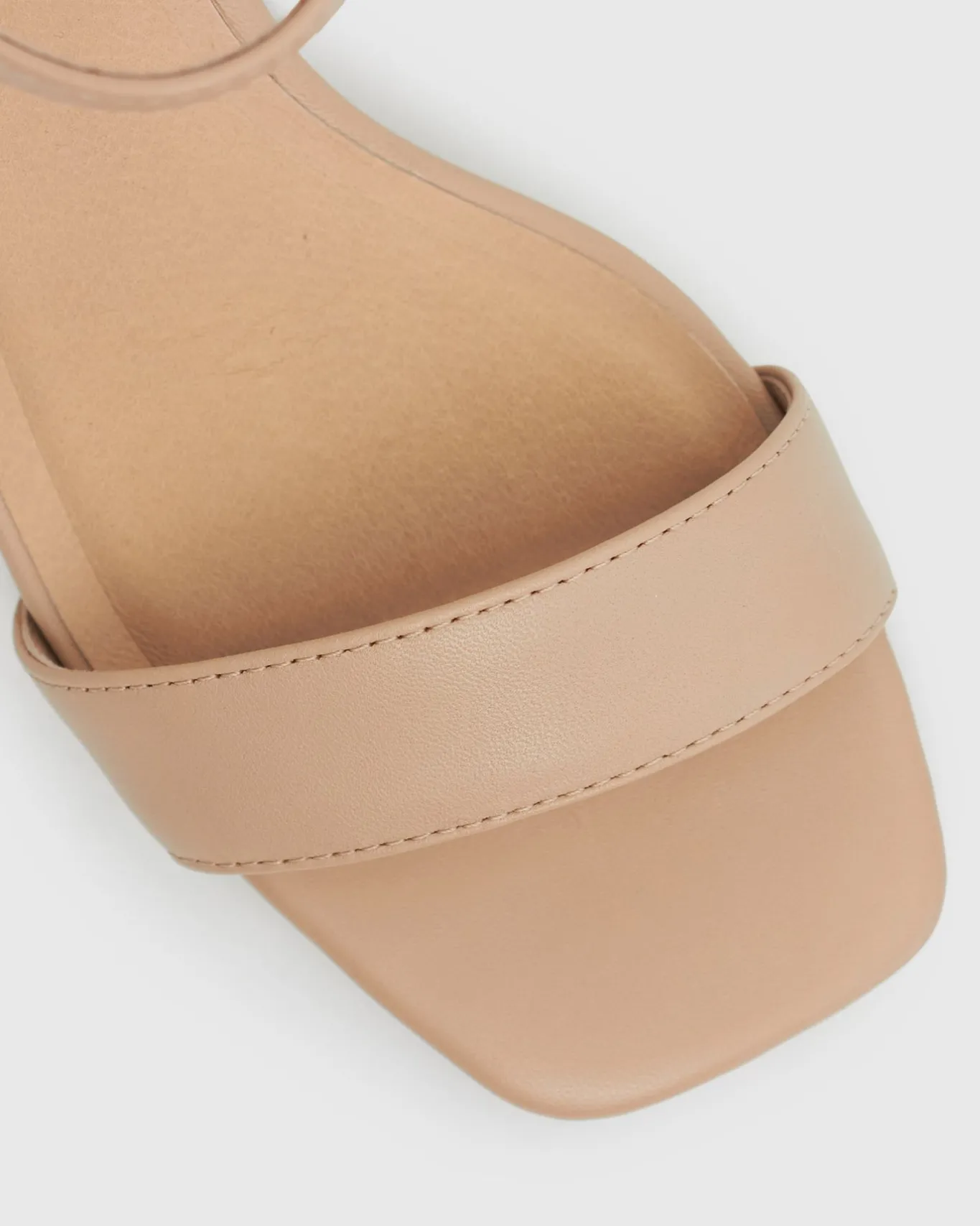 Women Betts Block|Low-Mid^LIV Block Heel Leather Sandals