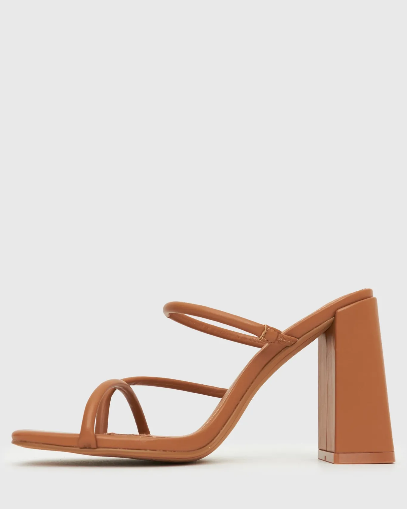 Women Betts Block|High^PRE-ORDER SHAQ High Block Heel Mules