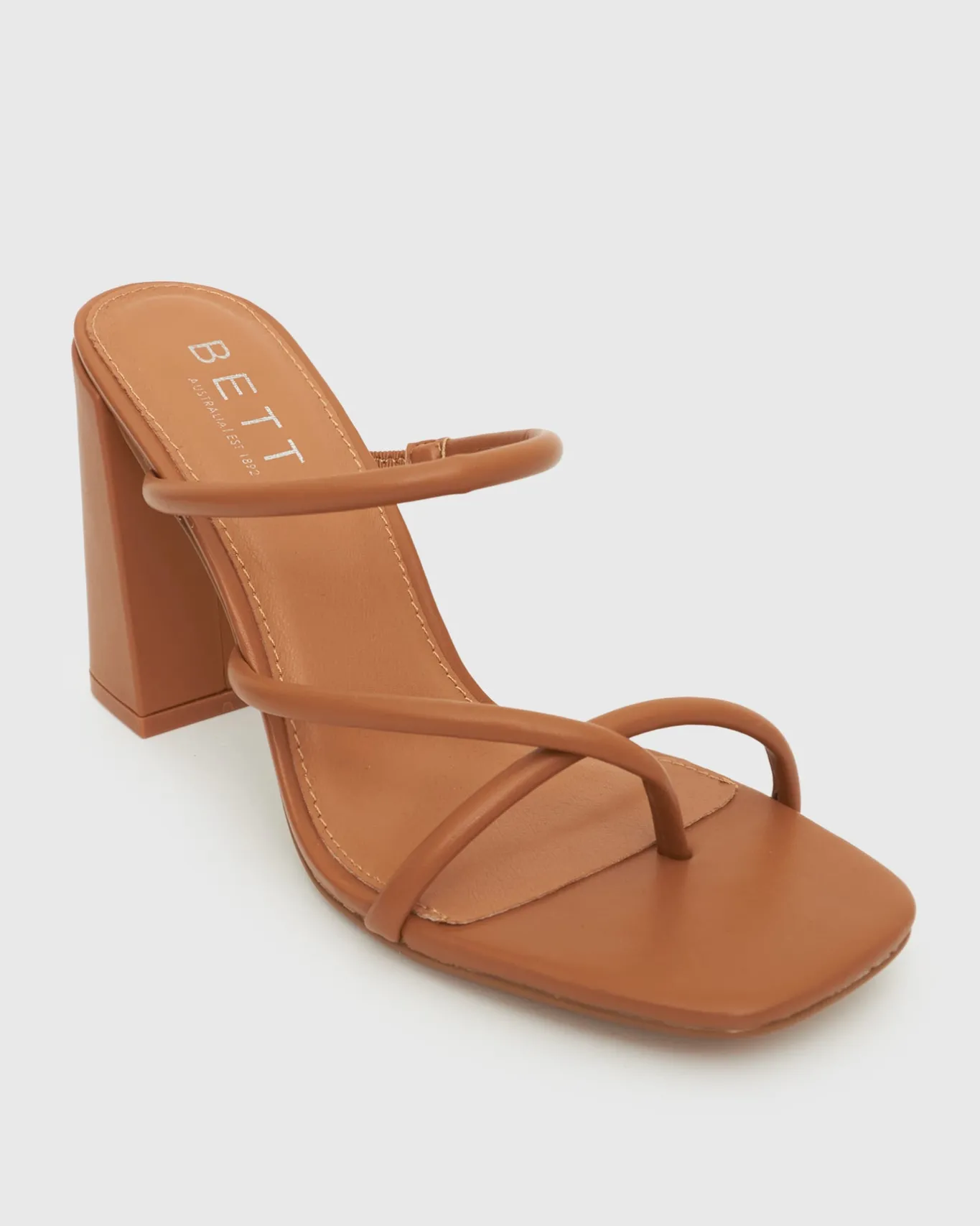 Women Betts Block|High^PRE-ORDER SHAQ High Block Heel Mules