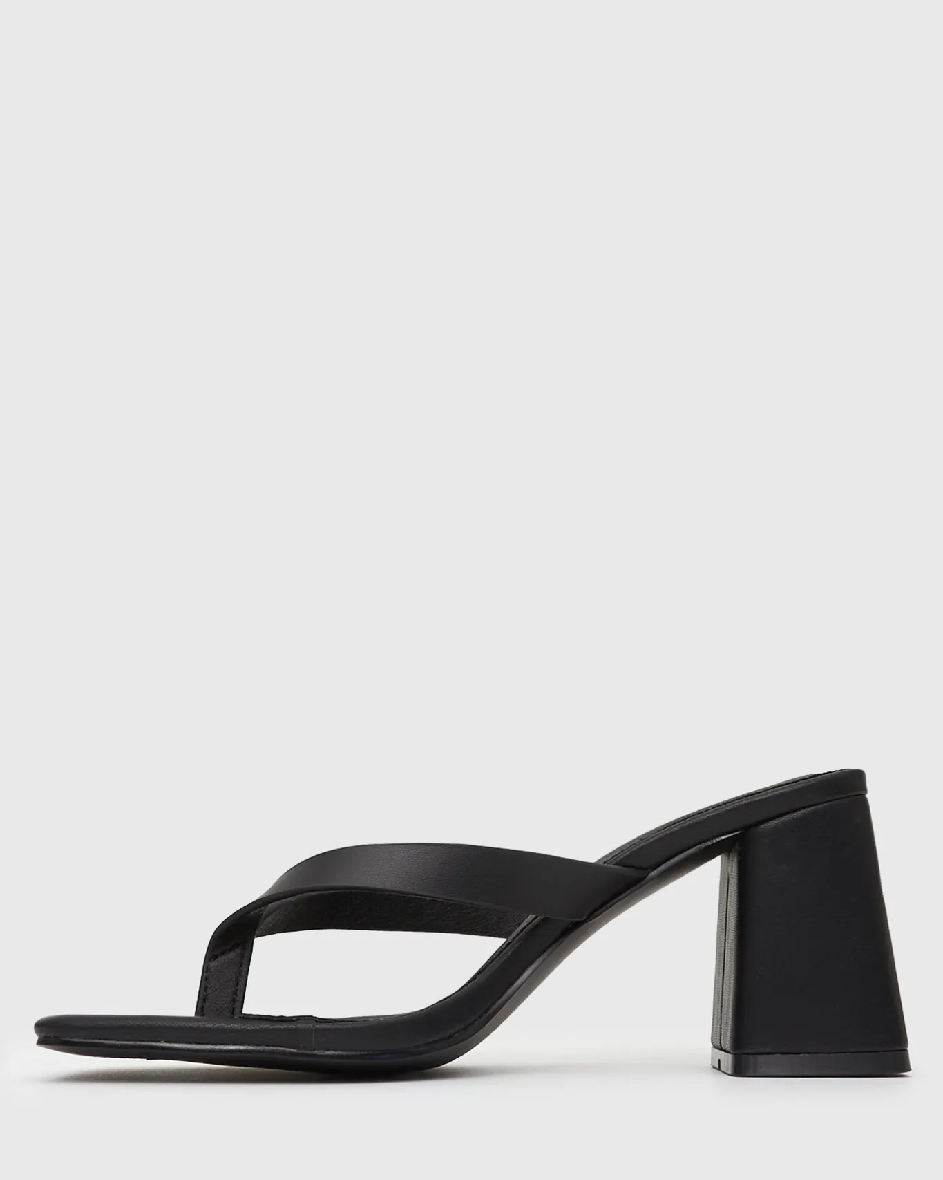Women Betts Block|High^SUNDOWNER Leather Thong Mule Sandals