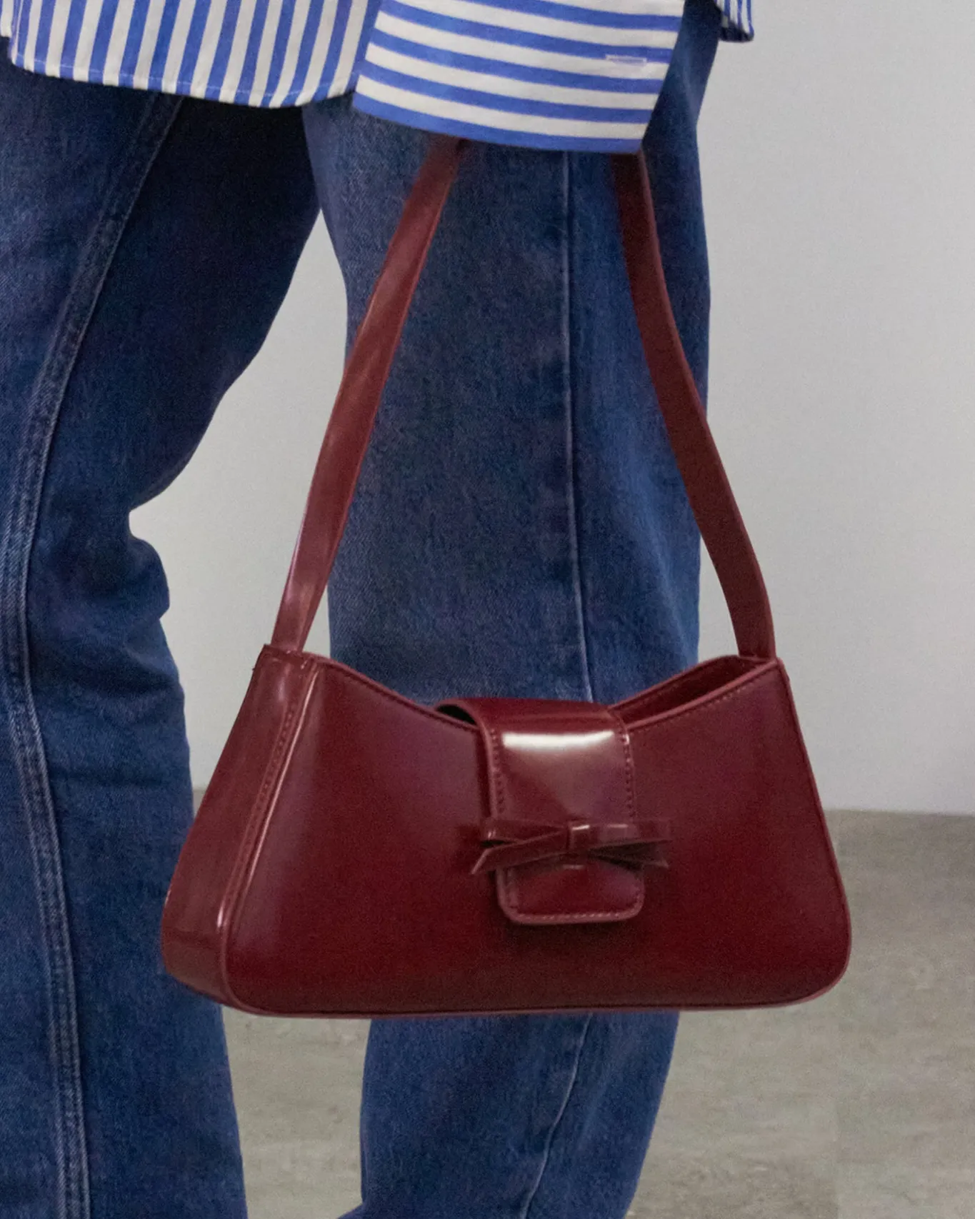 Betts Shoe Matches^VIENNA Bow Baguette Bag