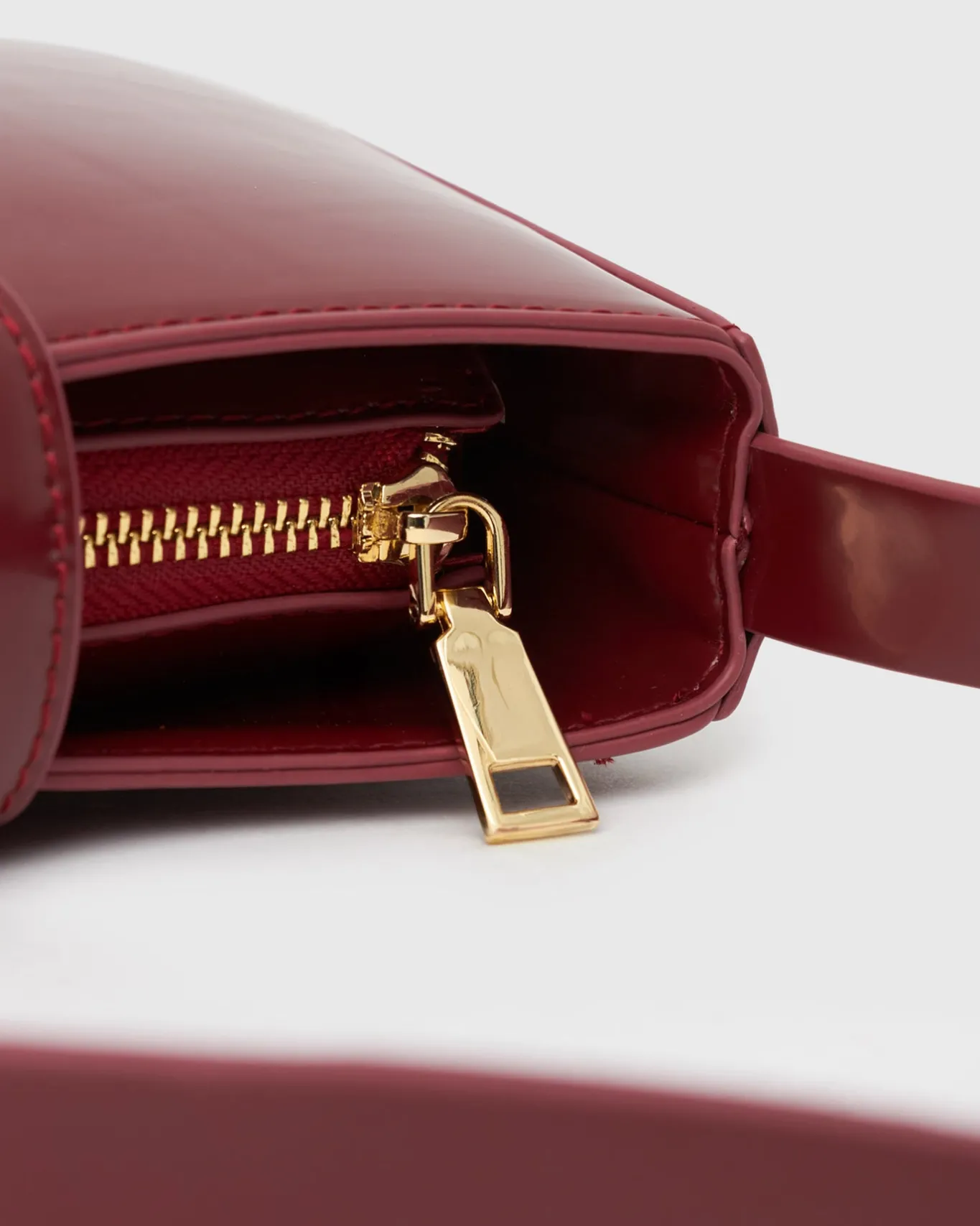 Betts Shoe Matches^VIENNA Bow Baguette Bag