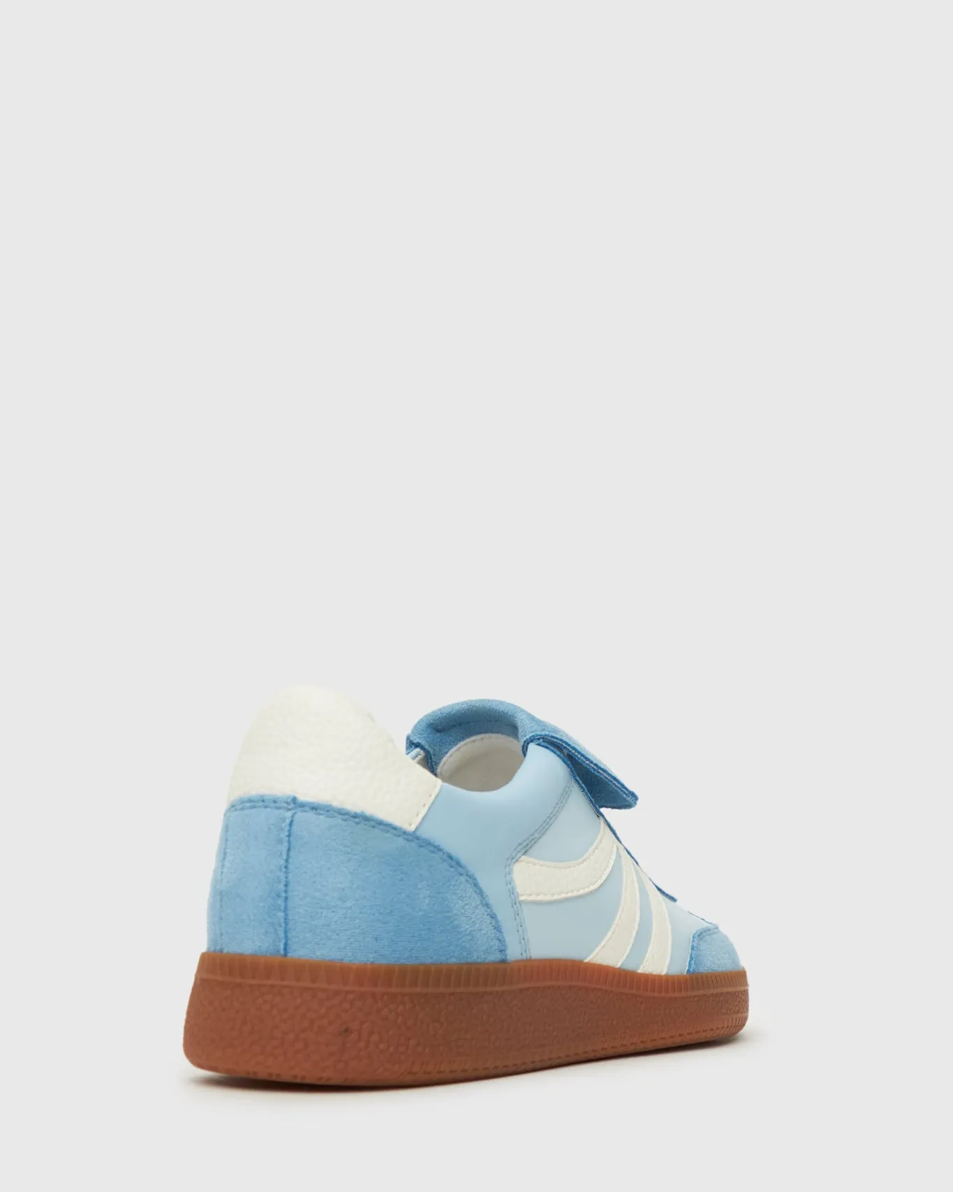 Women Betts Wider Fit|Wider Fit^Wider Fit BUTTERSCOTCH Low-Top Lace-Up Sneakers