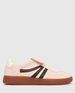 Women Betts Wider Fit|Wider Fit^Wider Fit BUTTERSCOTCH Low-Top Lace-Up Sneakers
