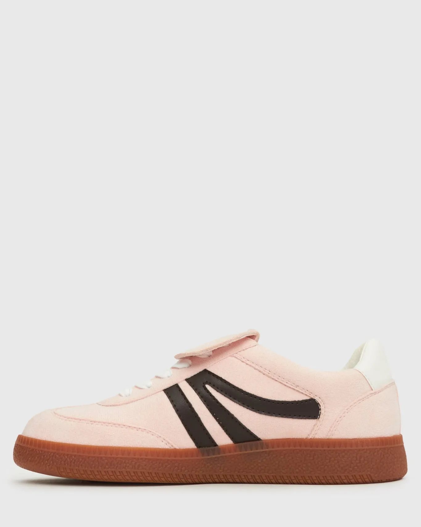 Women Betts Wider Fit|Wider Fit^Wider Fit BUTTERSCOTCH Low-Top Lace-Up Sneakers