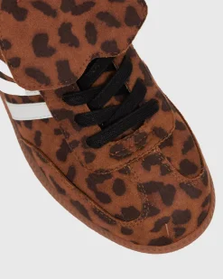 Women Betts Wider Fit|Wider Fit^Wider Fit BUTTERSCOTCH Low-Top Lace-Up Sneakers