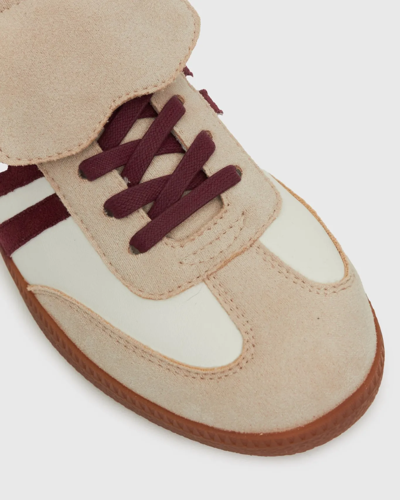 Women Betts Wider Fit|Wider Fit^Wider Fit BUTTERSCOTCH Low-Top Lace-Up Sneakers