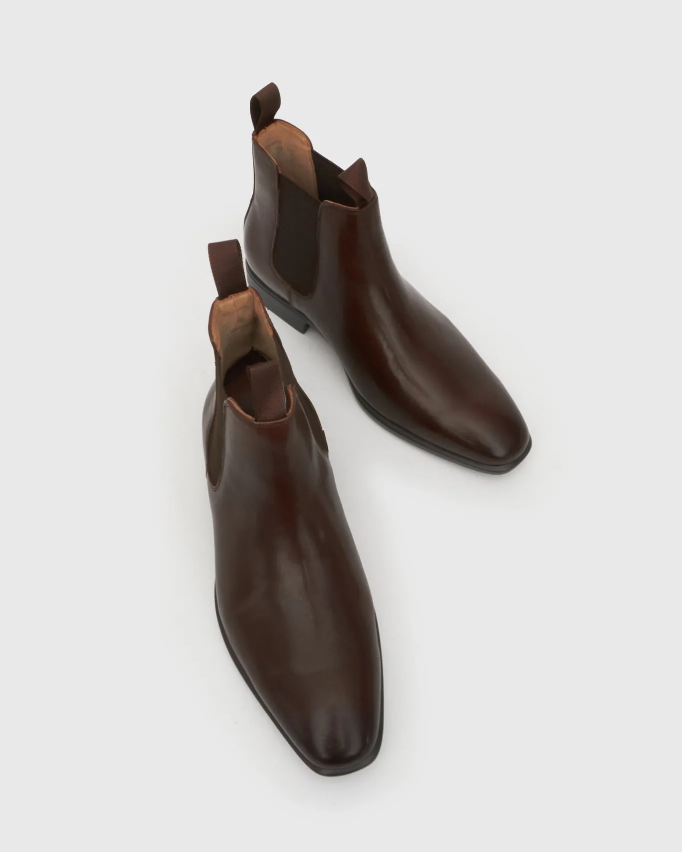 Betts Chelsea|Dress^Wider Fit HENRY Leather Chelsea Boots