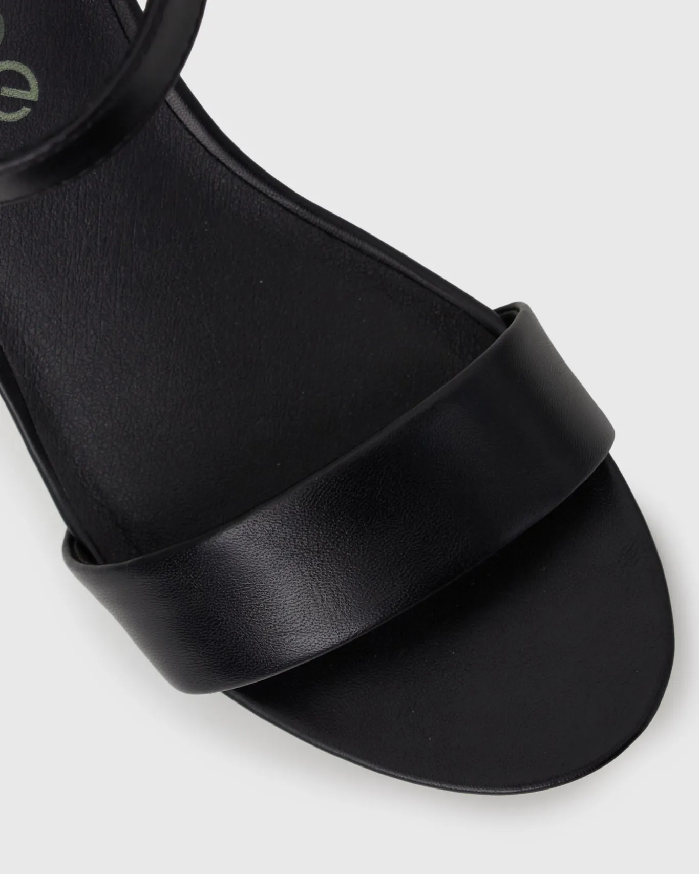 Women Betts Wider Fit|Block^Wider Fit RORY Vegan Round Toe Sandals
